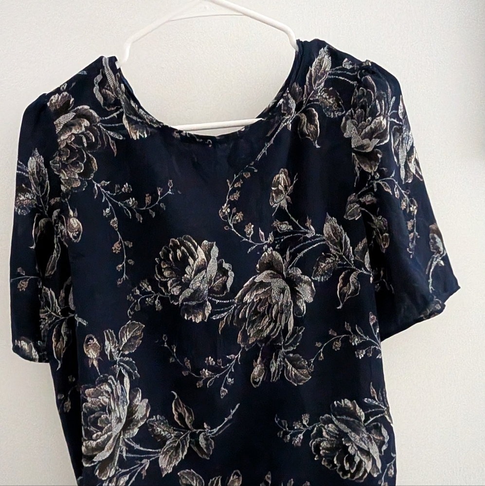 Floral Black and Gray Women's Top
